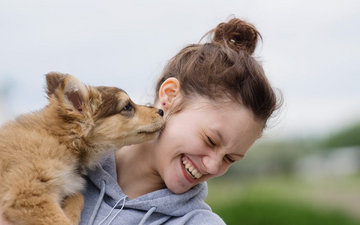 Unique Ideas to Customize Your Pet’s Keepsakes with a Personalized Pet Portrait Pendant